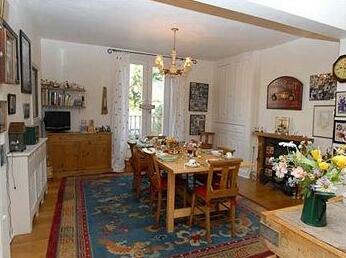 Anchor House - Photo3