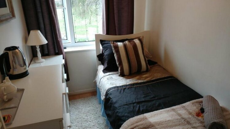 Daventry Bed & Breakfast - Photo2