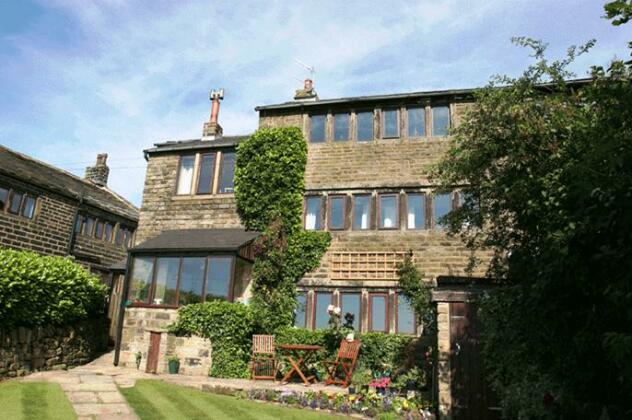 Wellcroft House Bed and Breakfast Delph - Photo4