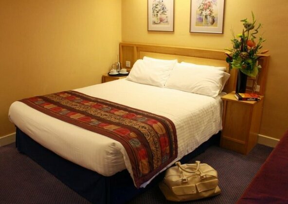 Derby Inn Sure Hotel Collection by Best Western - Photo5