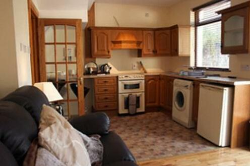 Derry Self Catering Apartments - Photo3