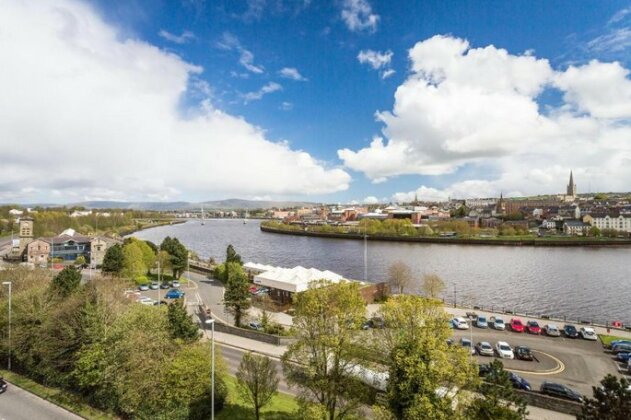 Riverside Apartment Derry - Photo2