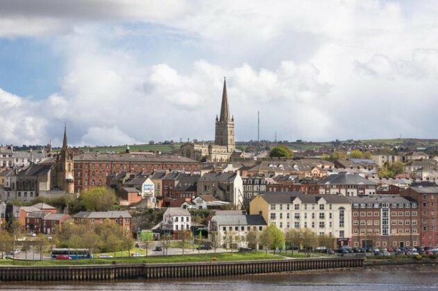 Riverside Apartment Derry - Photo3