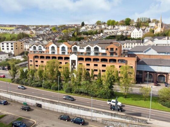 Riverside Apartment Derry - Photo4