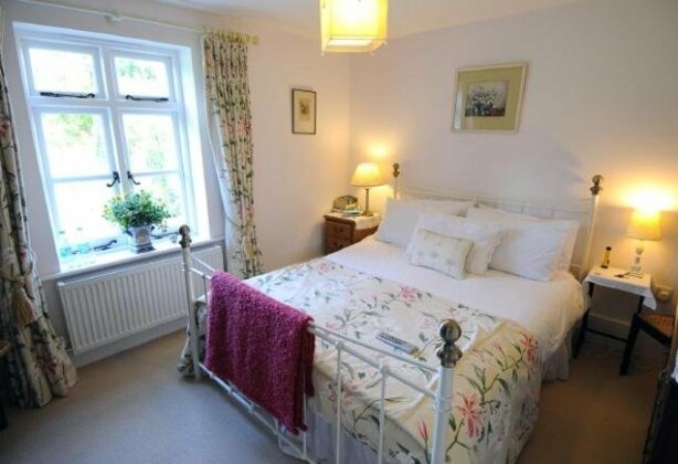 Blackbrook House Bed and Breakfast - Photo4