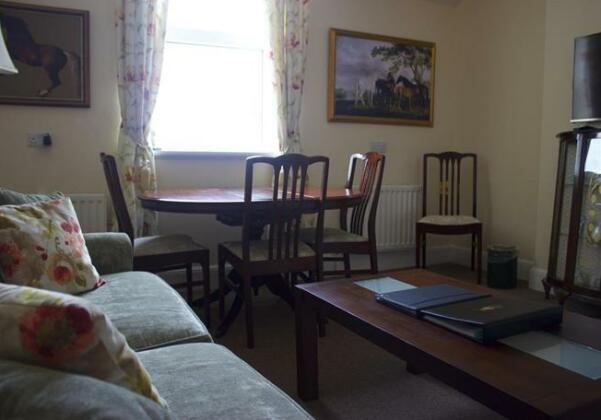 The Town House - Photo4