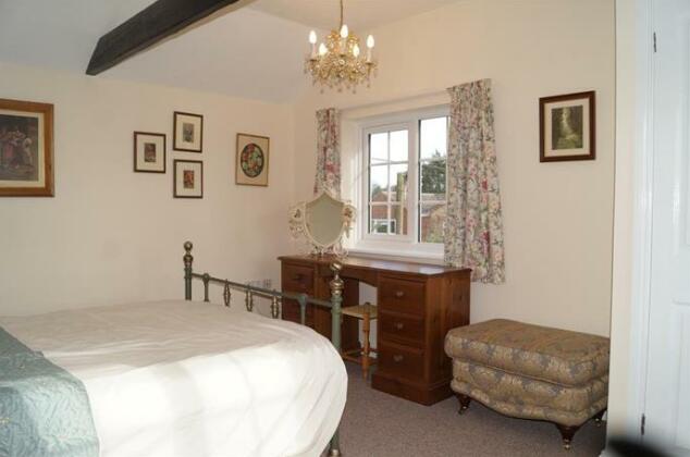 Beech View Cottage - Photo3