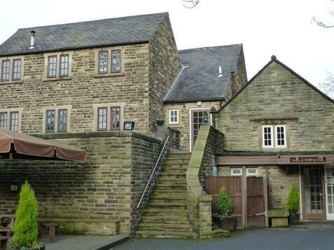 The Manor House Hotel Dronfield - Photo2