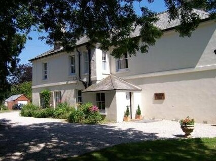 Tremadart House Bed & Breakfast Duloe Looe