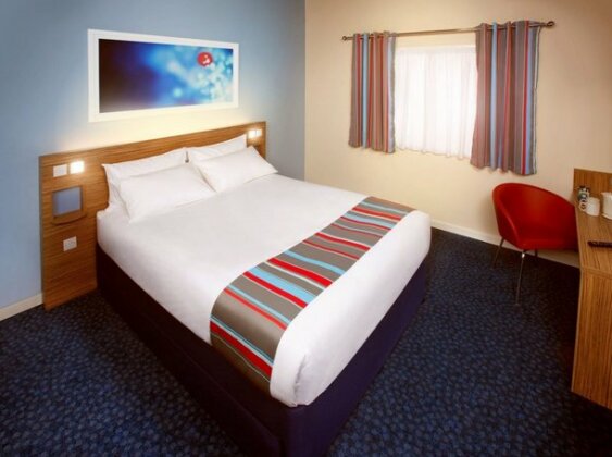Travelodge Dundee Central - Photo4
