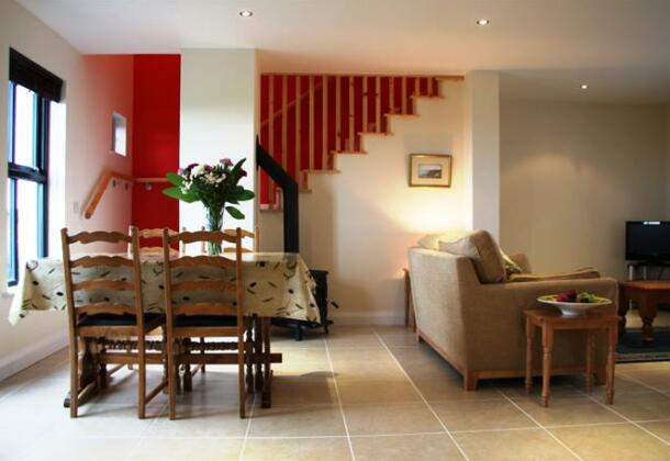 Artimacormick Cottage - Photo5