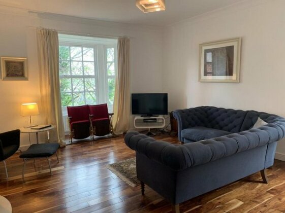 Apartment 3 The Grove - Photo2