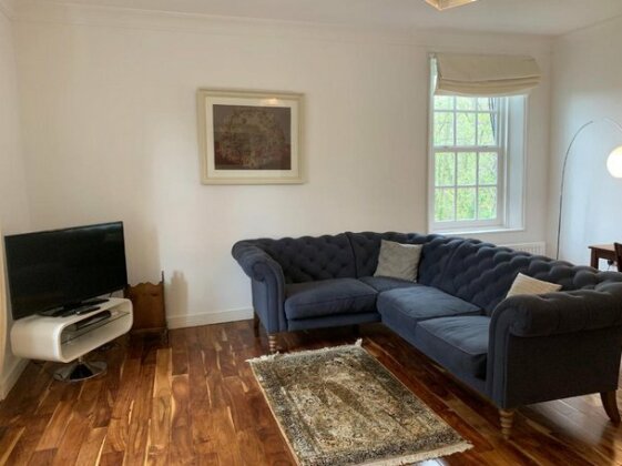 Apartment 3 The Grove - Photo3