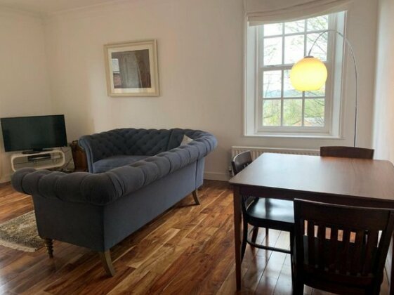 Apartment 3 The Grove - Photo5