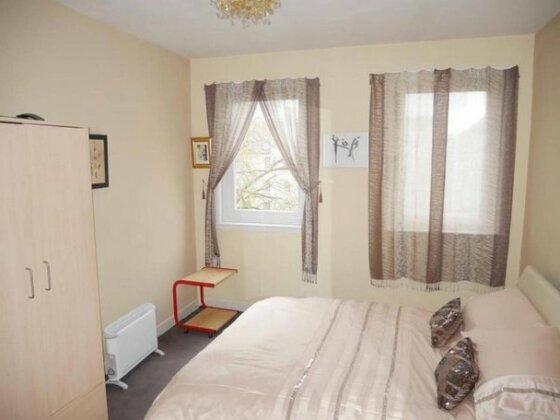 1 Bed In The Heart Of Edinburgh's Old Town - Photo2