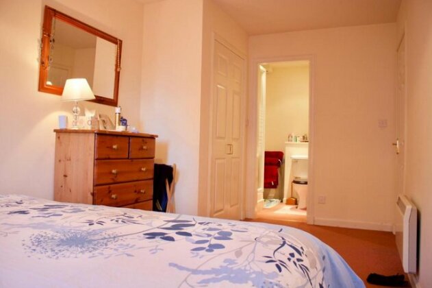 2 Bedroom Apartment In Stockbridge - Photo4