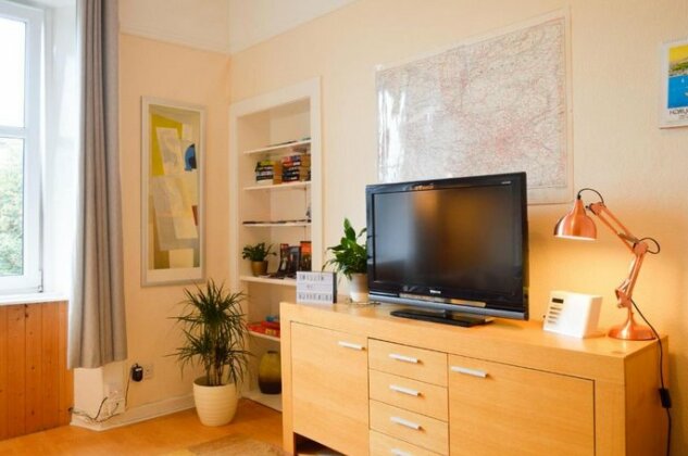 Bright 1 Bedroom Edinburgh Apartment - Photo5