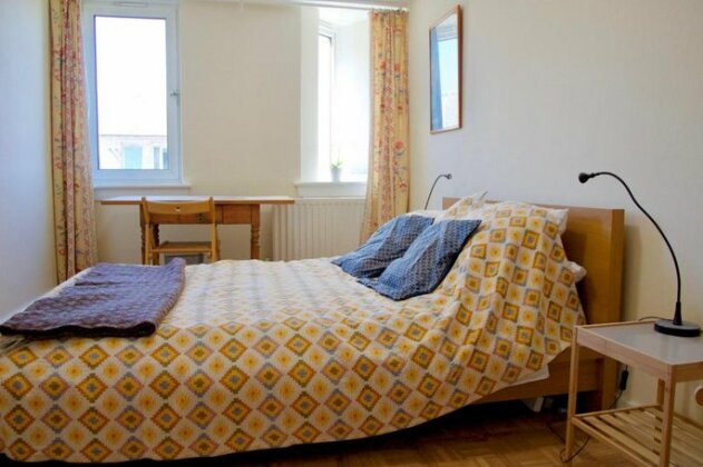 Bright Spacious 2 Bedroom Flat In Stockbridge