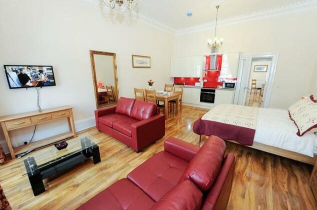 Edinburgh City Suites - Photo3