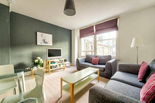 Great Location - Lovely Rose St Apt in City Centre - Photo2