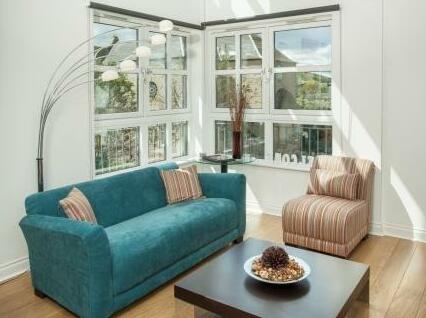 Holyrood Penthouse Apartment - Photo4