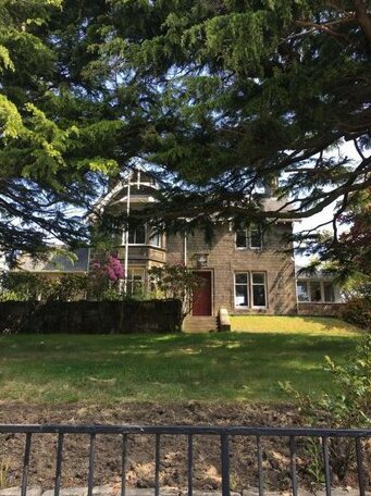 Lanark Residence - Photo2