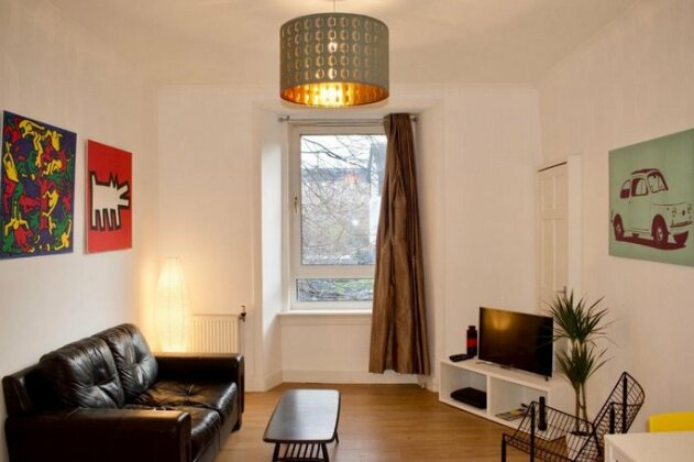 Modern 1 Bedroom Leith Apartment - Photo2