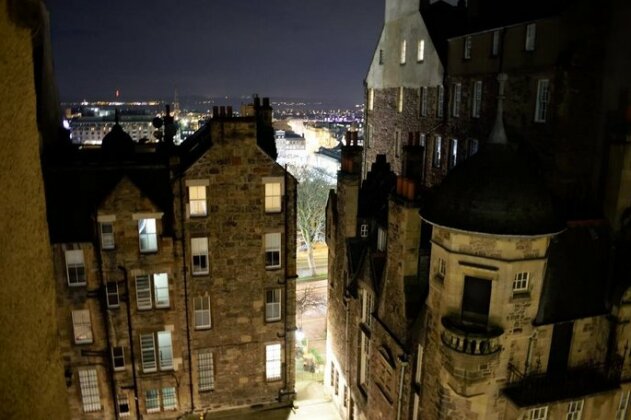 Old Town Apartments- Royal Mile