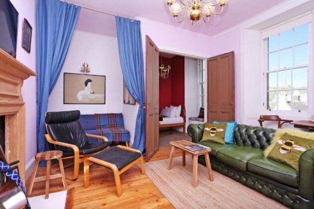 Old Town Gem - Apartment with Great City Views - Photo2