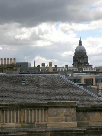 Royal Mile Edinburgh - 2 Bedroom Apartment