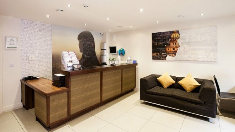 Staycity Aparthotels West End - Photo3