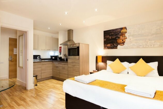 Staycity Aparthotels West End - Photo5