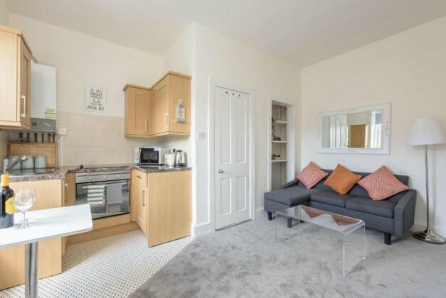 Stylish and Comfortable City Centre Apartment - Photo2