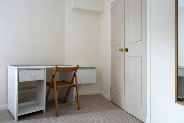Sunny 3 Bed In Central Edinburgh With Free Parking - Photo3