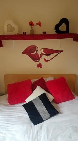 Tony Asga - Hamza Apartment - Photo3