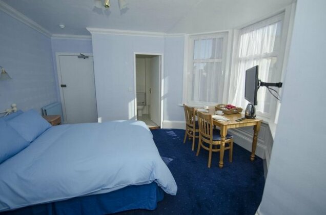 Torr House Premium Budget Central Hotel - Photo2