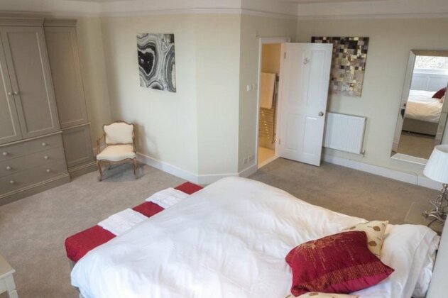 Broadway House Luxury Serviced Rooms - Photo3
