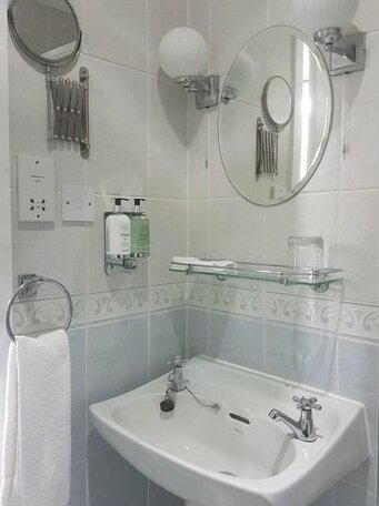 The Glenerne Guest House - Photo4