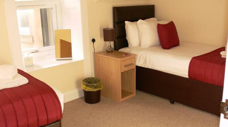 The Home Arms Guesthouse - Photo4