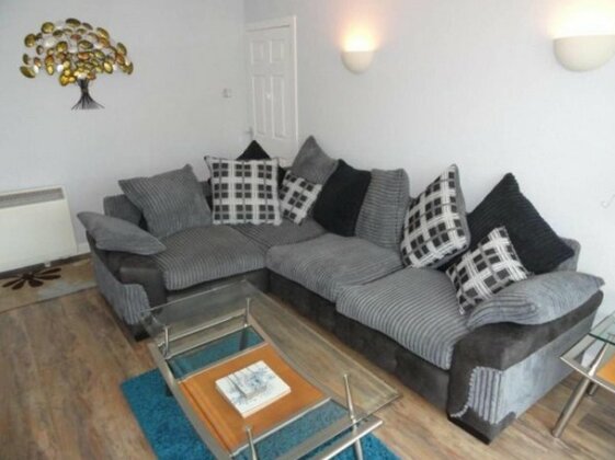 Immaculate 3-Bed House in Fairbourne - Photo3