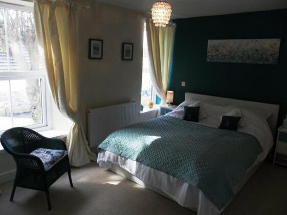 Cherry Tree Bed and Breakfast Falmouth Cornwall - Photo4