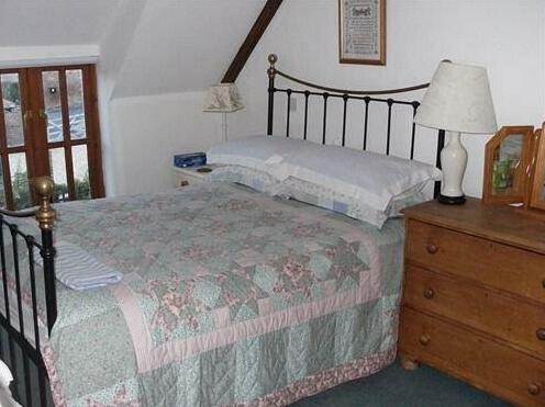 Longham Farm House Bed & Breakfast Ferndown - Photo2