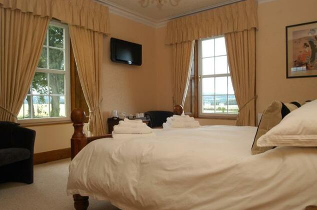 Trochelhill Country House Bed and Breakfast - Photo4