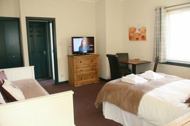 Glenlochy Guest House and Apartments - Photo4