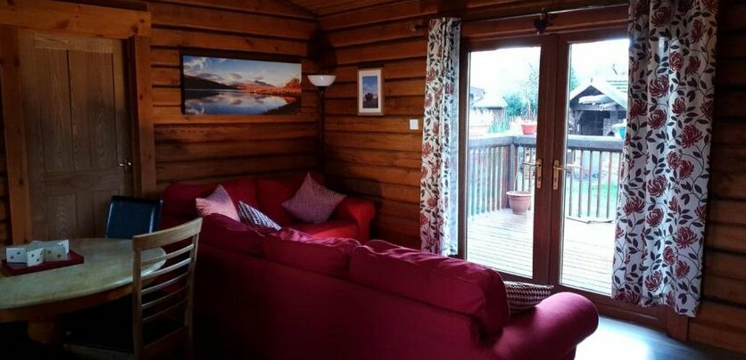 Glenmhor Log Cabin - Photo4