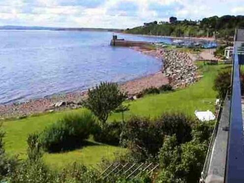 Water's Edge Fortrose - Photo3