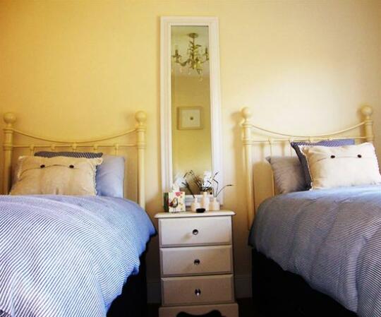 Avondale House Bed and Breakfast - Photo3