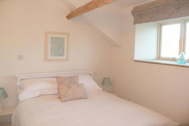 Meadowbeck Holiday Cottages - Photo5