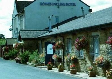 Bowes Incline Hotel