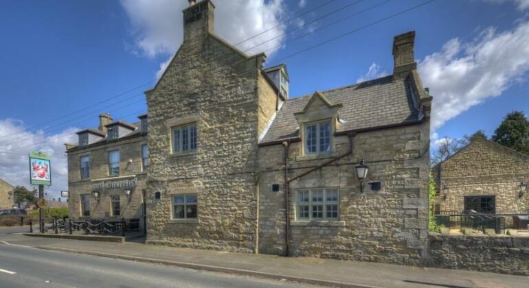 Ravensworth Arms Hotel by Good Night Inns - Photo2